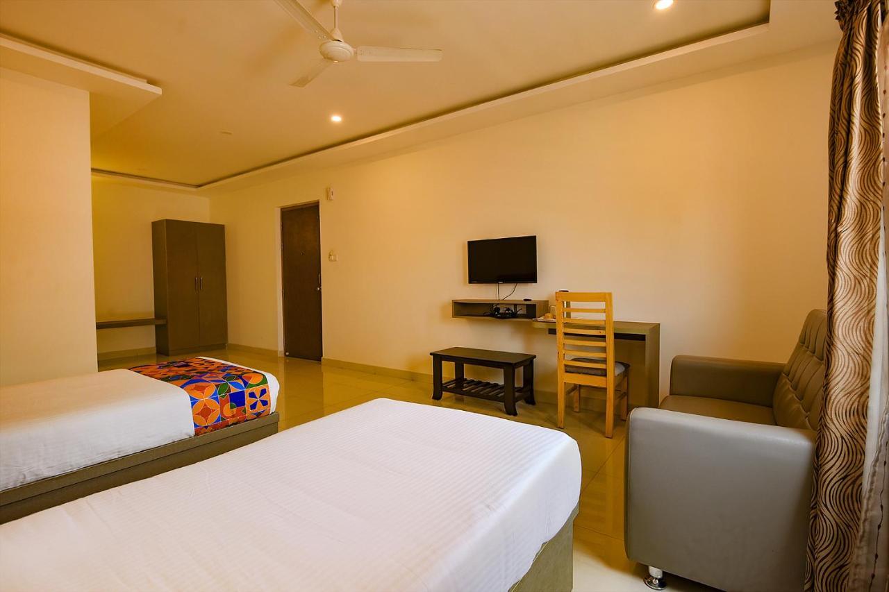Fabhotel Champion Gateway - Yelahanka Bangalore Exterior photo